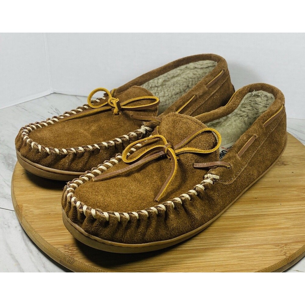 Minnetonka Suede Moccasin Slippers Faux Fur Lined Hard Sole Tan Mens Size 10